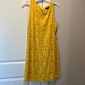Yellow lace dress - sleeveless